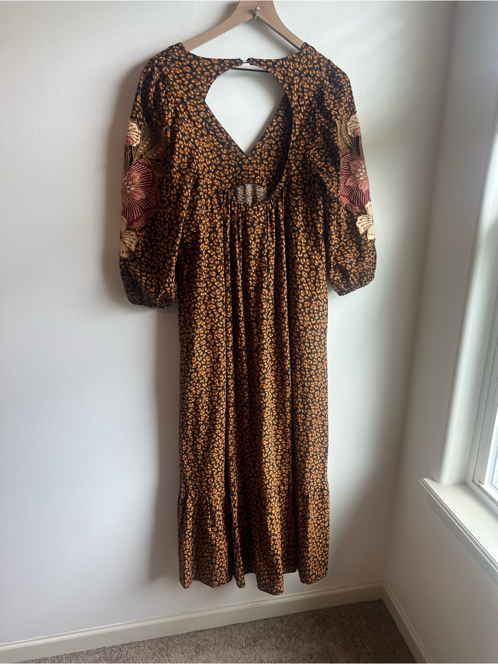 Farm Rio embroidered maxi dress - Picture 6 of 9